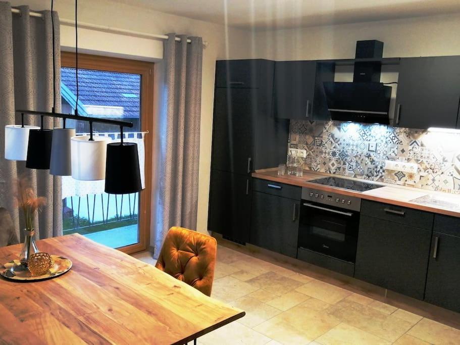 Ferienwohnung Juli'S Траунштайн Экстерьер фото